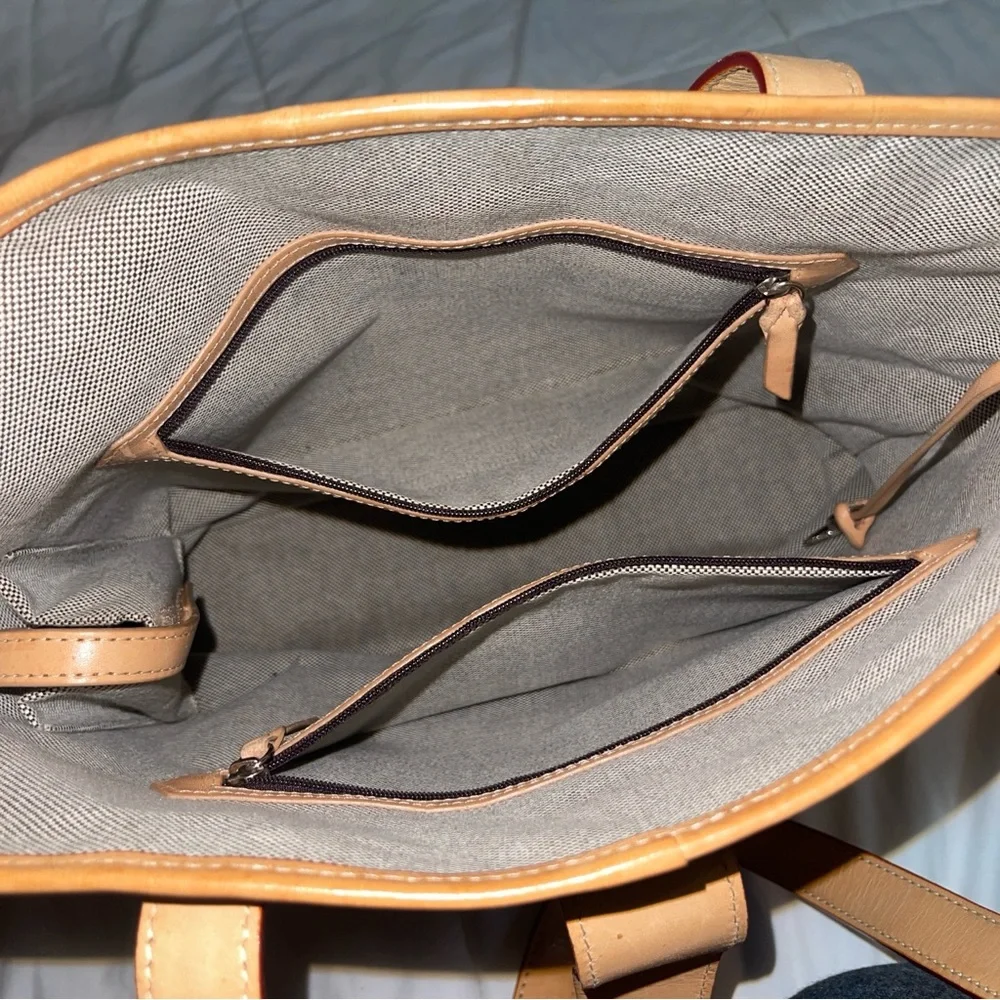 Dooney & Bourke Medium Shopper Shoulder Bag Tote - Picture 6 of 8